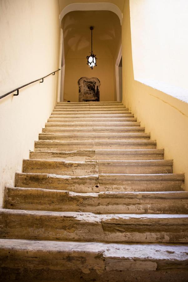 Dimora De Matera Luxury Suites Cosenza Exterior foto