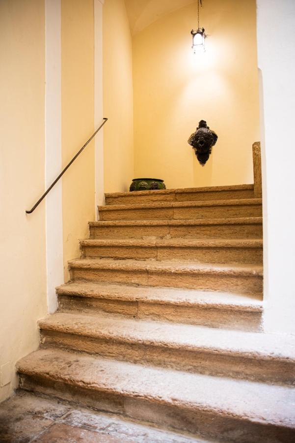 Dimora De Matera Luxury Suites Cosenza Exterior foto