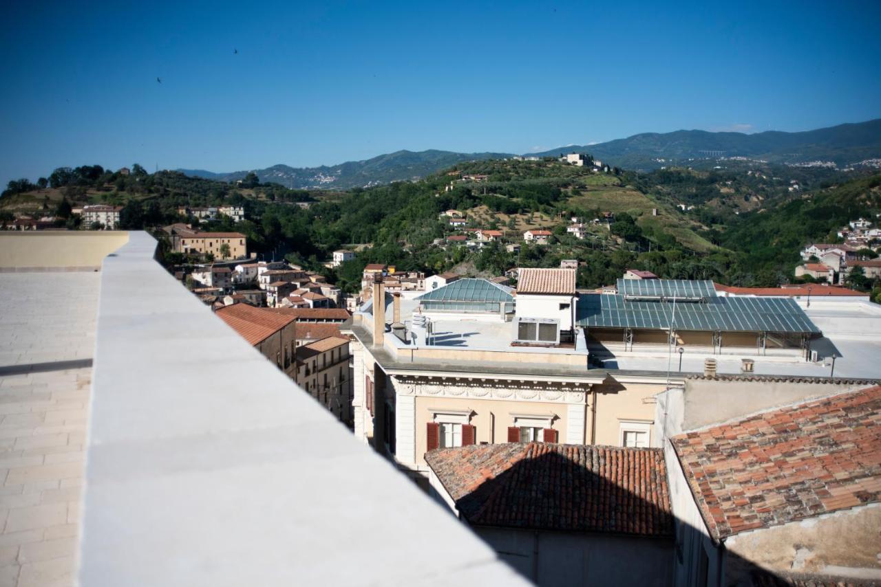Dimora De Matera Luxury Suites Cosenza Exterior foto