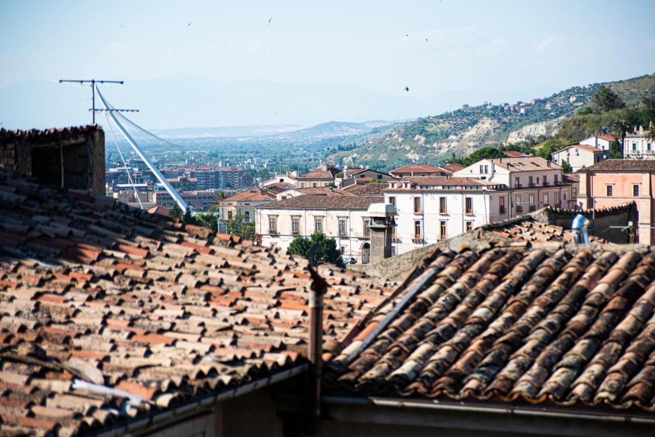 Dimora De Matera Luxury Suites Cosenza Exterior foto