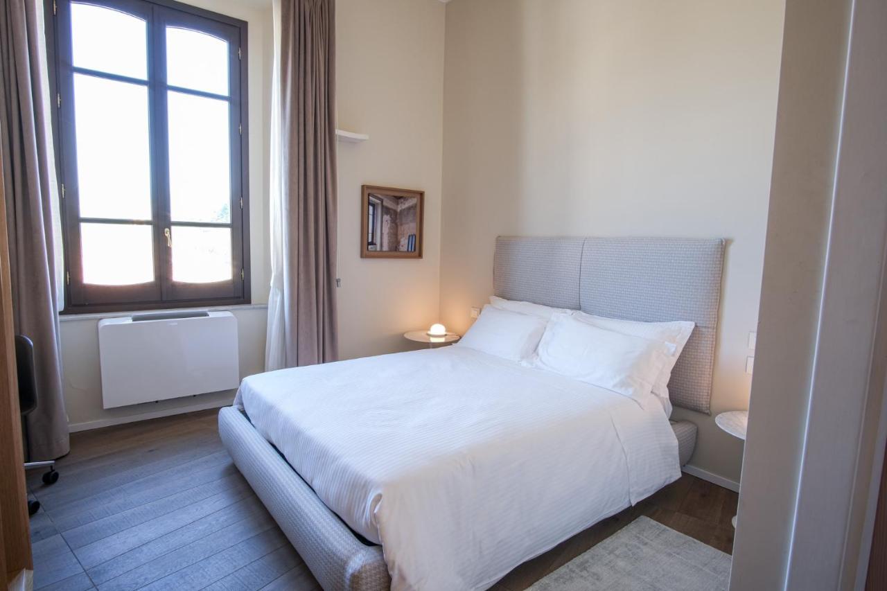 Dimora De Matera Luxury Suites Cosenza Exterior foto