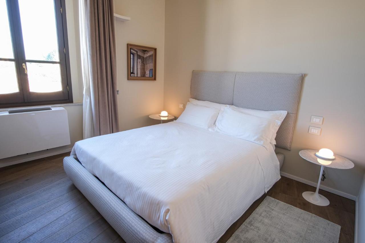 Dimora De Matera Luxury Suites Cosenza Exterior foto